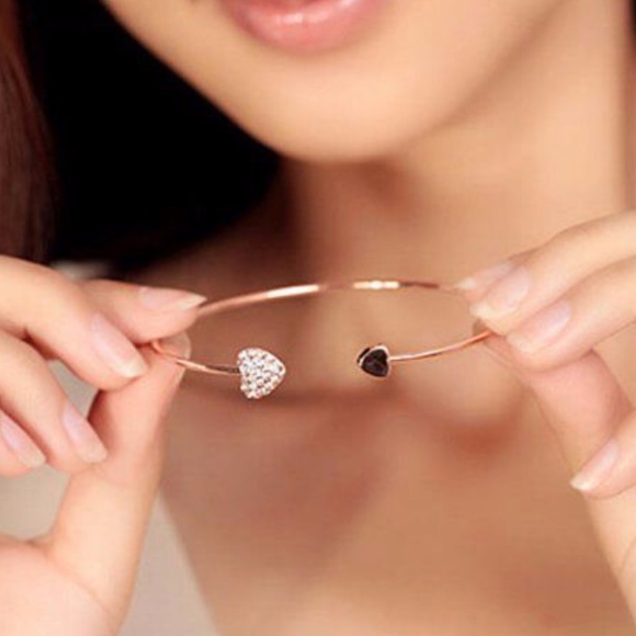 Hearts Gold Crystal Love Bangle Cuff Bracelet - Picture 3 of 6